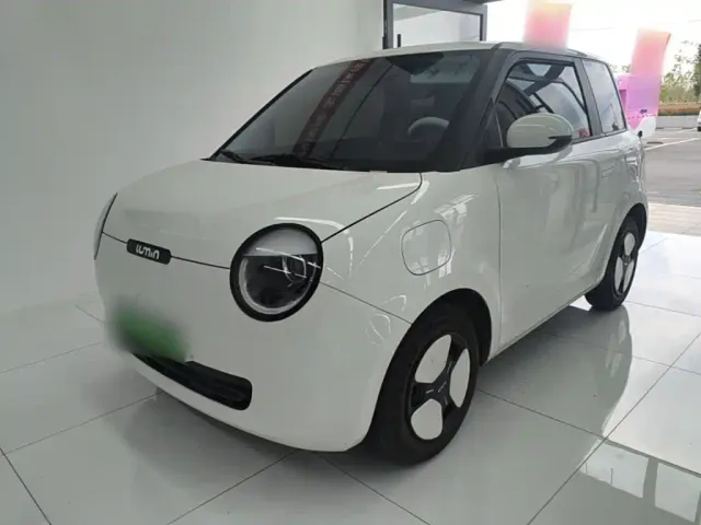 Фотография автомобиля — Changan Lumin