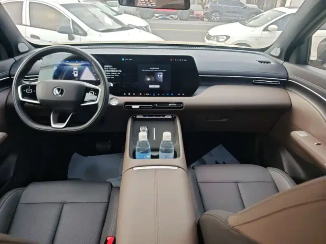 Changan CS55 Plus — Фото автомобиля 9