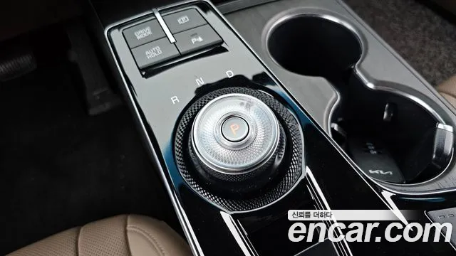 Kia K8 2.5 Бензин 2WD — Фото автомобиля 9