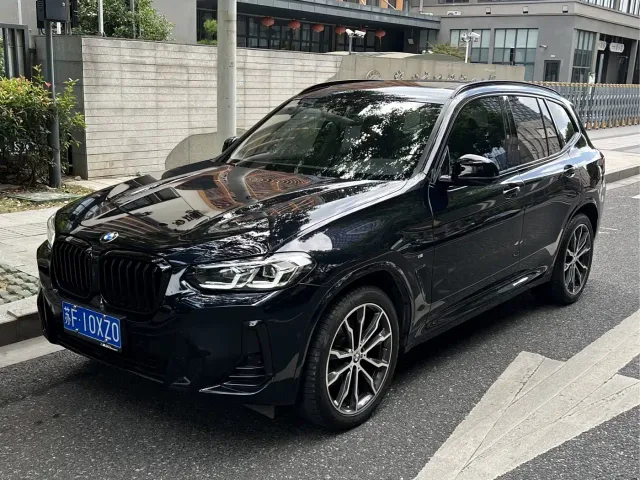 Фотография автомобиля — BMW X3