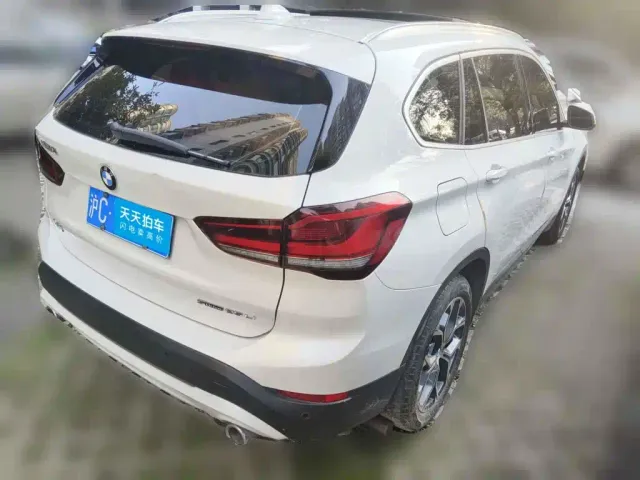 BMW X1 — Фото автомобиля 2