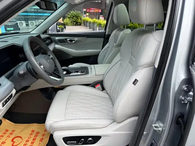 GAC Trumpchi GS8 — Фото автомобиля 6