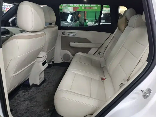 Toyota BoZhi 3X — Фото автомобиля 16