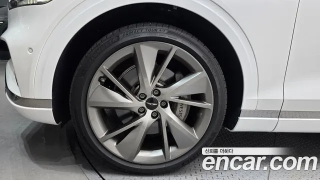 Genesis GV70 2.5T Бензин AWD — Фото автомобиля 5