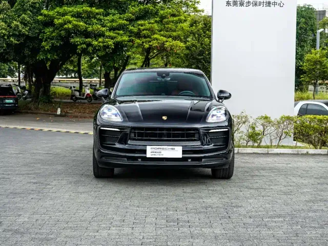 Porsche Macan — Фото автомобиля 12