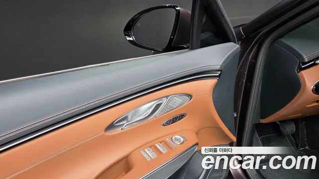 Genesis GV70 — Фото автомобиля 27