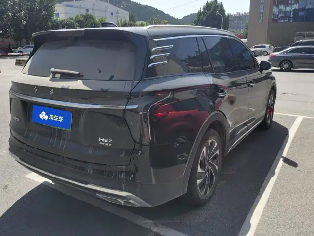 Hongqi HS7 PHEV — Фото автомобиля 3