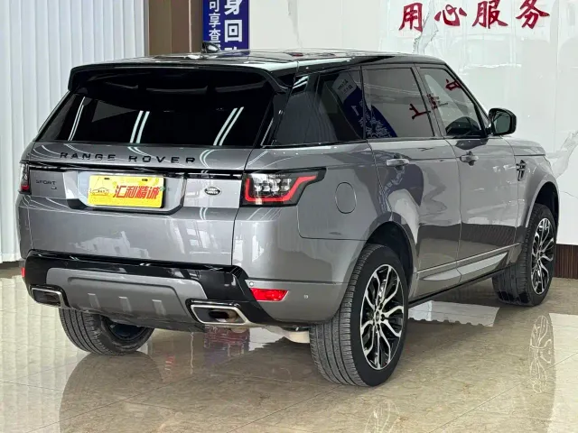 Land Rover Range Rover Sport — Фото автомобиля 6
