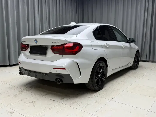 BMW 1 Series — Фото автомобиля 7