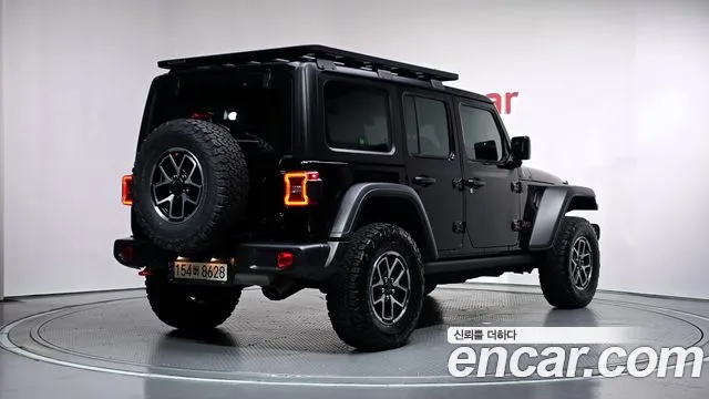 Jeep Wrangler — Фото автомобиля 2