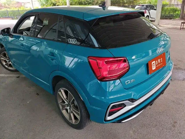 Audi Q2L — Фото автомобиля 4
