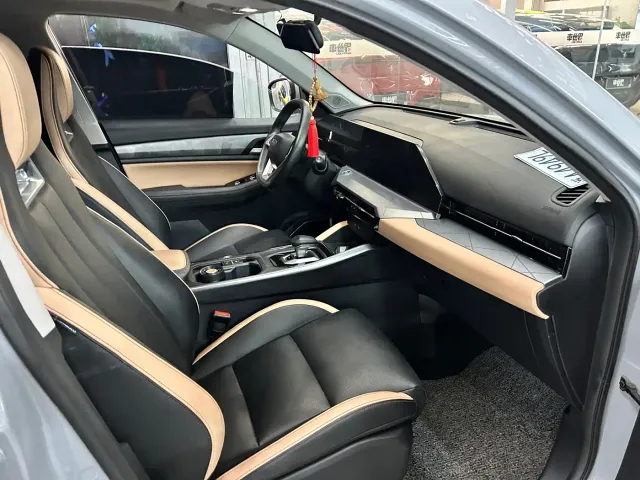 Geely Haoyue PRO — Фото автомобиля 8