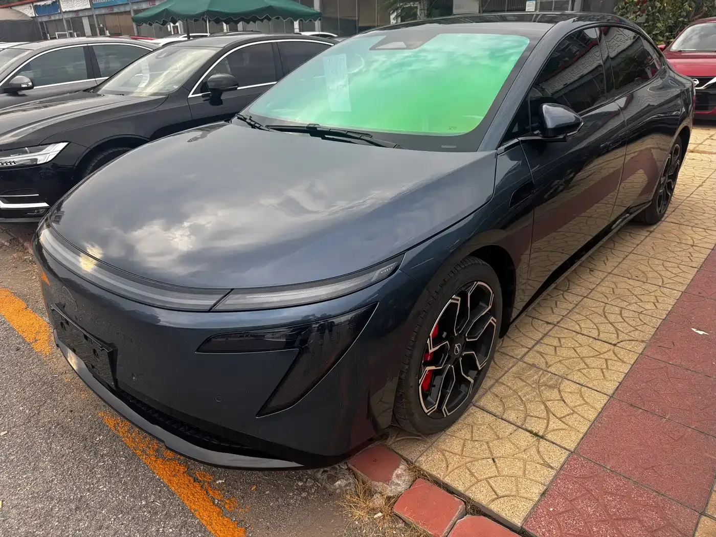 Фотография автомобиля — Nissan N7
