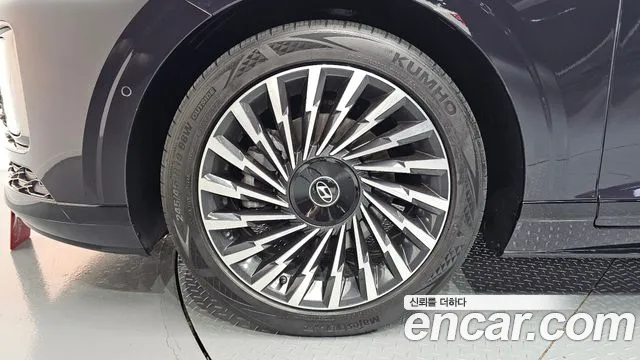 Hyundai Grandeur GN7 — Фото автомобиля 5