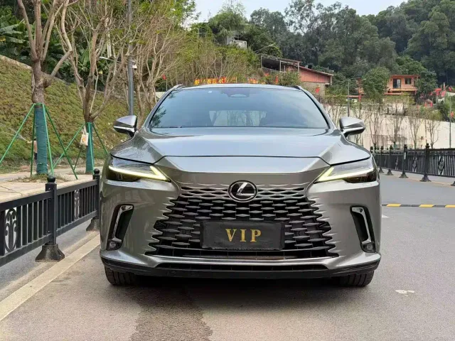 Lexus RX — Фото автомобиля 2