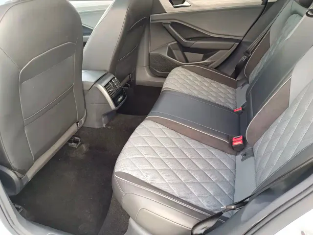 Volkswagen Sagitar — Фото автомобиля 5