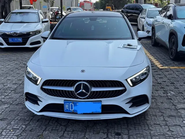 Mercedes-Benz A-Class — Фото автомобиля 2