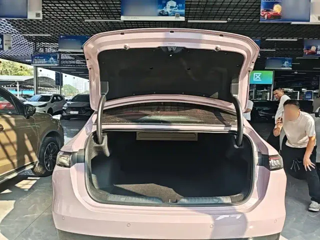 GAC Aion RT — Фото автомобиля 18