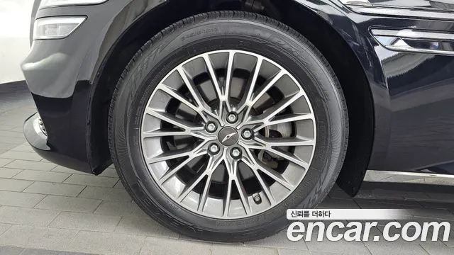 Genesis G80 Бензин 2.5 турбо AWD — Фото автомобиля 5