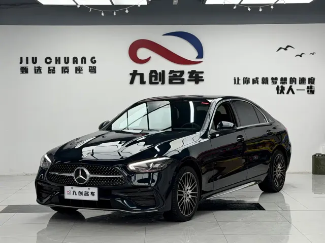 Mercedes-Benz C-Class — Фото автомобиля 3