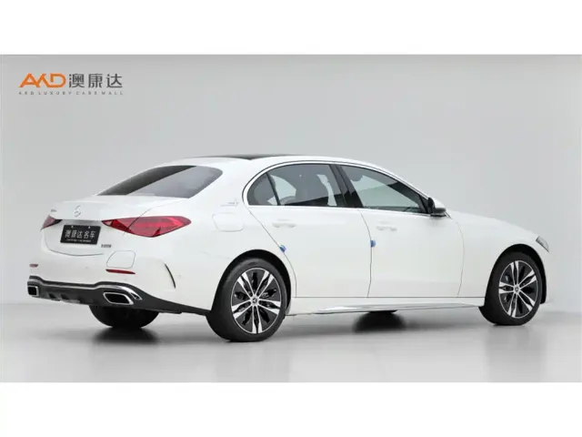 Mercedes-Benz C-Class — Фото автомобиля 3
