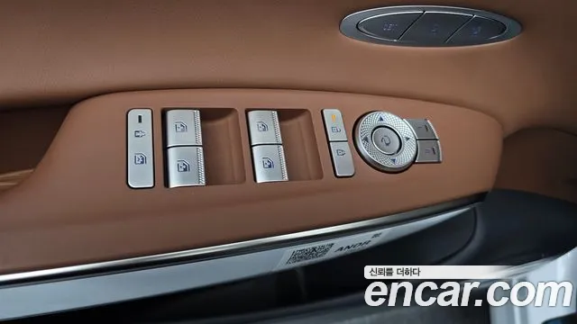 Genesis GV70 — Фото автомобиля 28