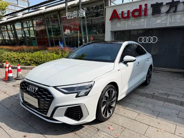 Фотография автомобиля — Audi A3