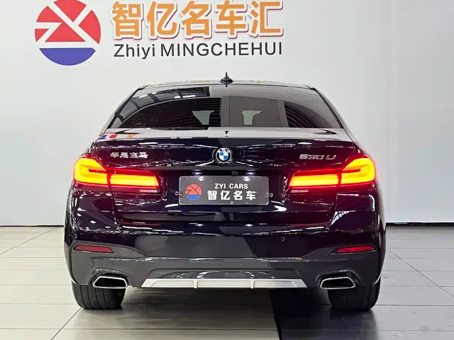 BMW 5 Series — Фото автомобиля 13