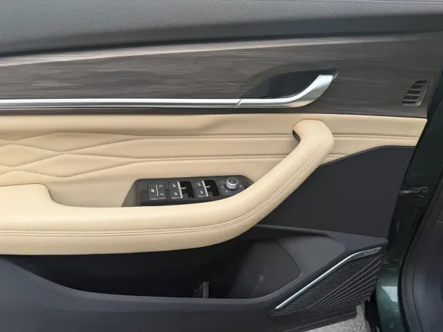 Geely Xingyue L — Фото автомобиля 5