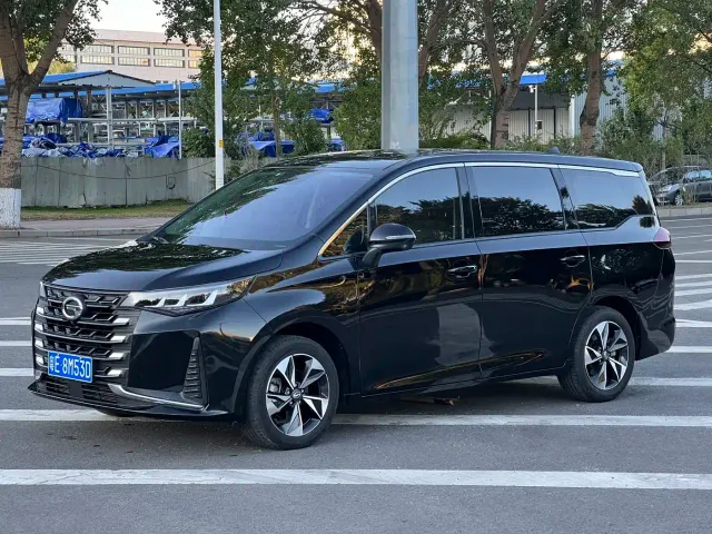 Фотография автомобиля — GAC Trumpchi M6