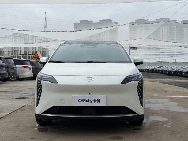 GAC Aion Y — Фото автомобиля 2
