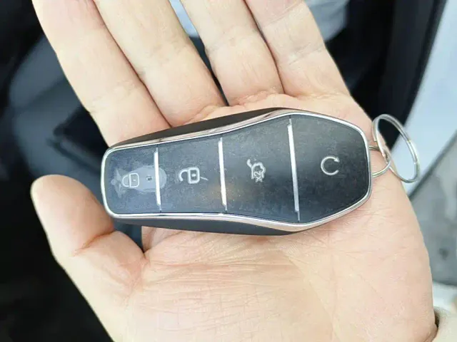 BYD Song L DM-i — Фото автомобиля 8