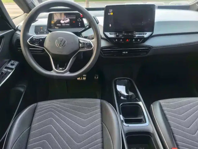 Volkswagen ID.3 — Фото автомобиля 5