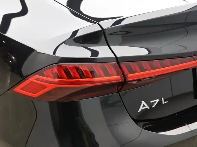 Audi A7L — Фото автомобиля 28