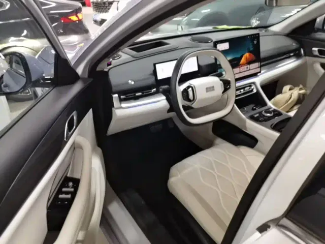 Geely Galaxy A7 — Фото автомобиля 15