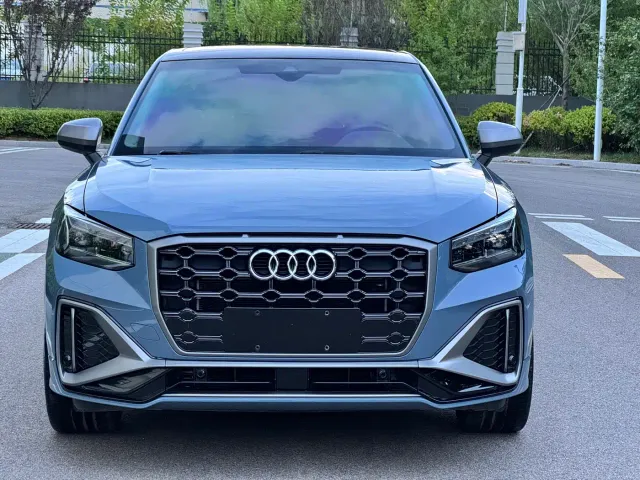 Audi Q2L — Фото автомобиля 2