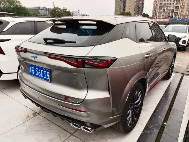 Changan Z6 — Фото автомобиля 15