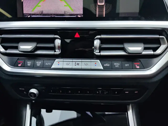 BMW 3 Series — Фото автомобиля 14