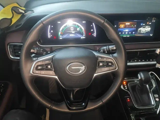 GAC Trumpchi M6 — Фото автомобиля 2