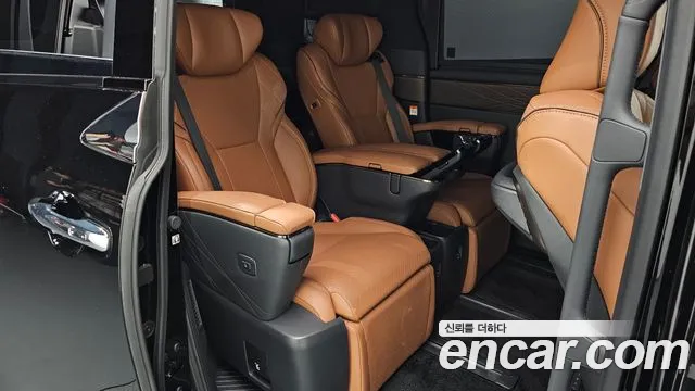 Toyota Alphard Generation 4 — Фото автомобиля 11