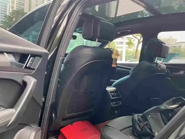 Audi Q5L — Фото автомобиля 5