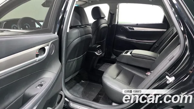 Hyundai Grandeur Grandeur (New) — Фото автомобиля 17