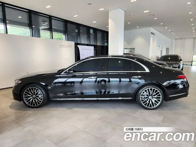 Mercedes-Benz S-Class — Фото автомобиля 8