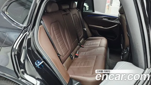 BMW X4 — Фото автомобиля 11