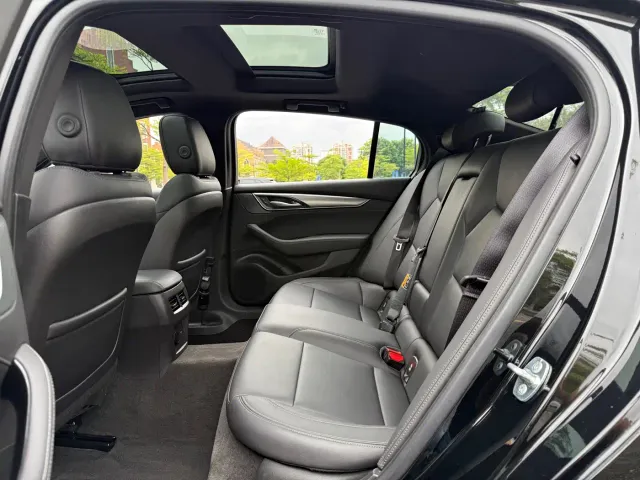 Cadillac CT5 — Фото автомобиля 9