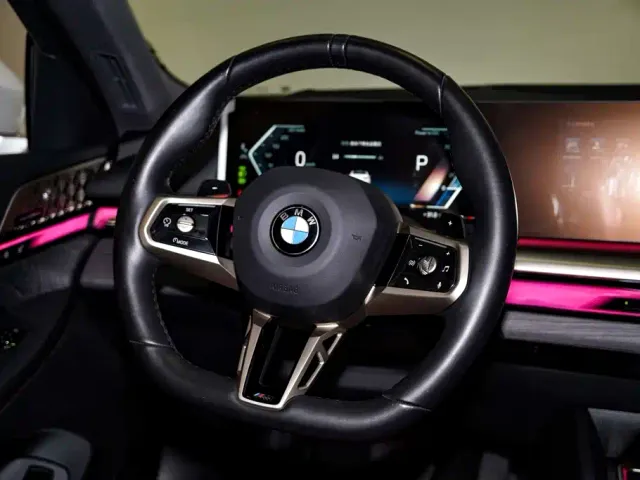 BMW 5 Series — Фото автомобиля 16