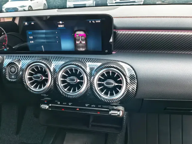 Mercedes-Benz A-Class — Фото автомобиля 14
