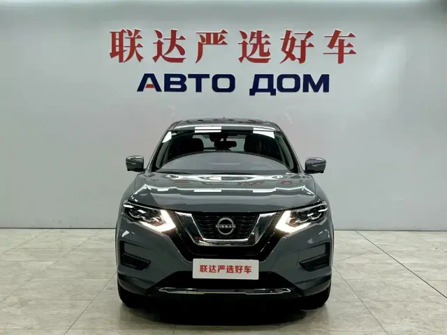 Nissan X-Trail — Фото автомобиля 2