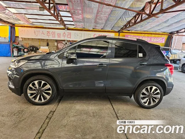 Chevrolet Trax Trax (New) — Фото автомобиля 3