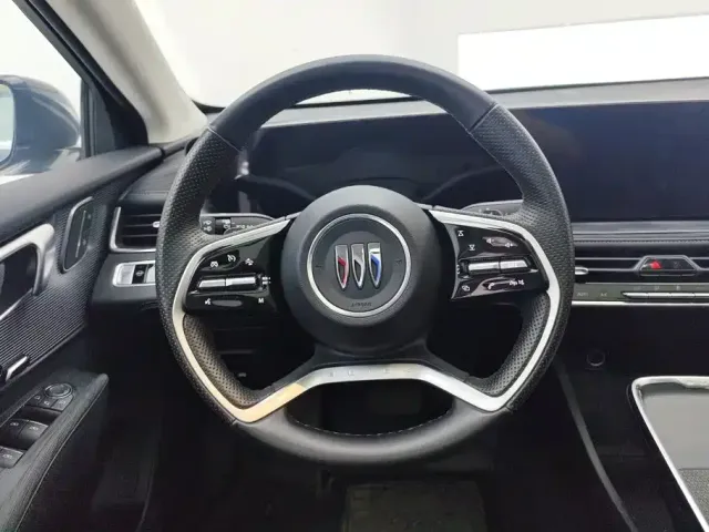 Buick LaCrosse — Фото автомобиля 15